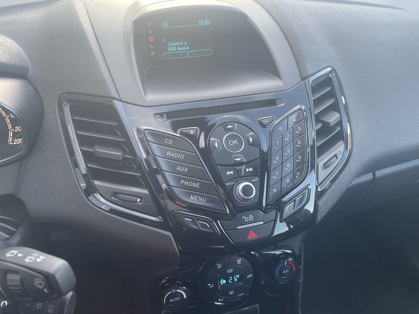 FORD Fiesta 2015