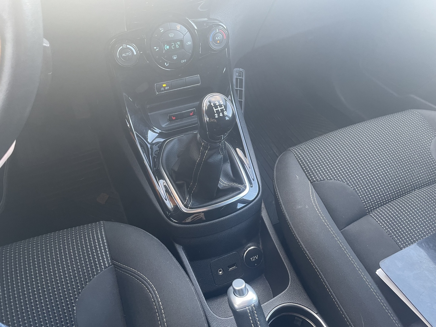 FORD Fiesta 2015