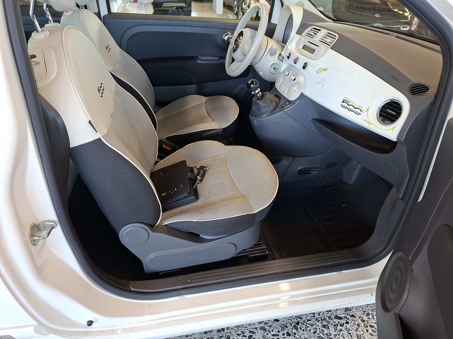 FIAT 500 2015