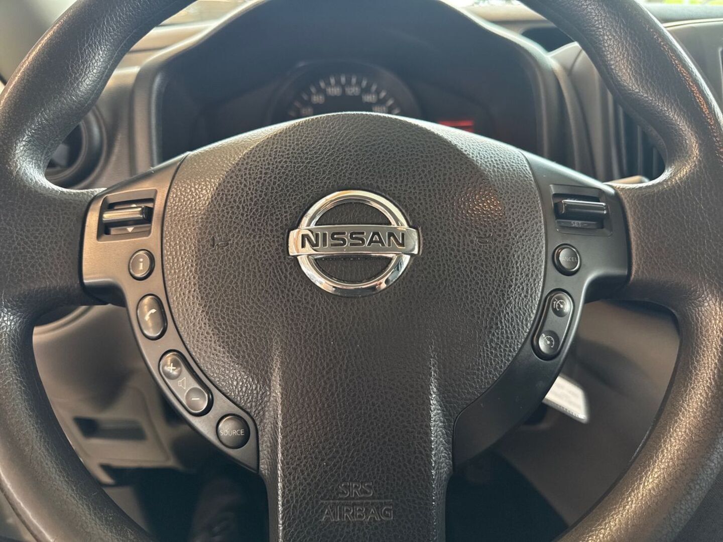 NISSAN NV200 2017