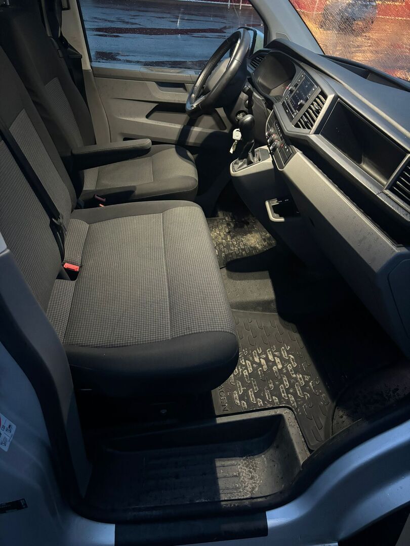 VOLKSWAGEN Transporter 2022