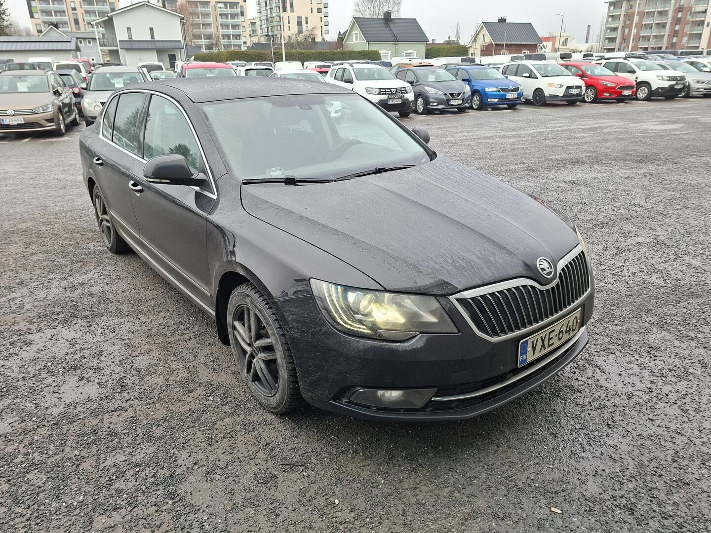 SKODA Superb 2013
