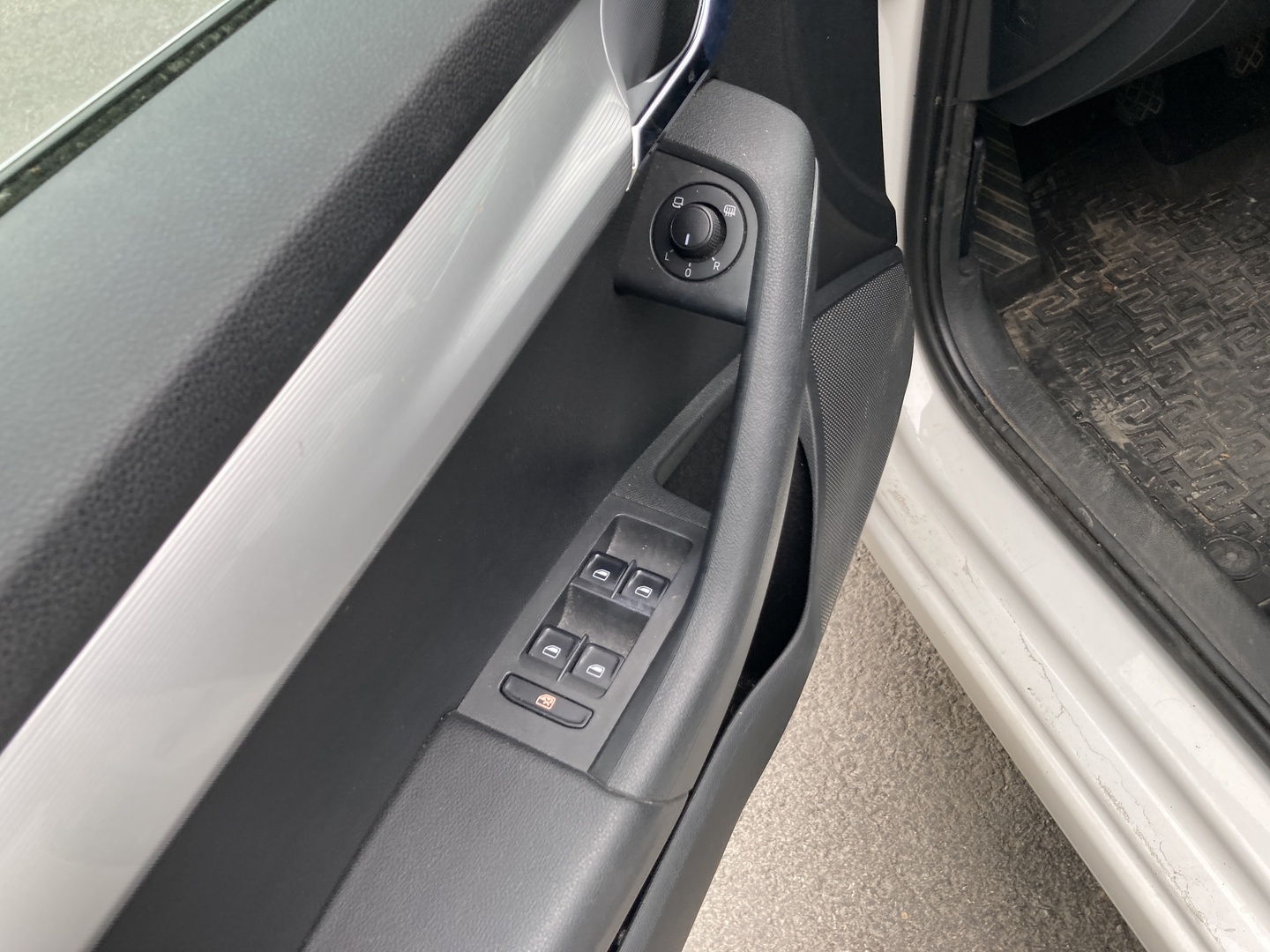 SKODA Octavia 2014