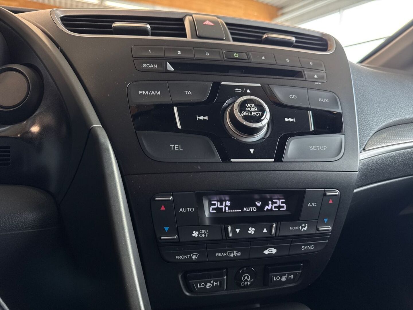 HONDA Civic 2015