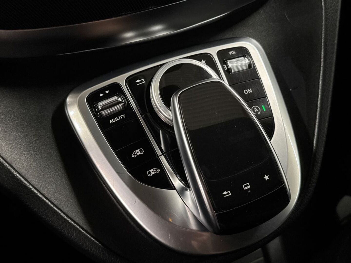 MERCEDES-BENZ V 2014