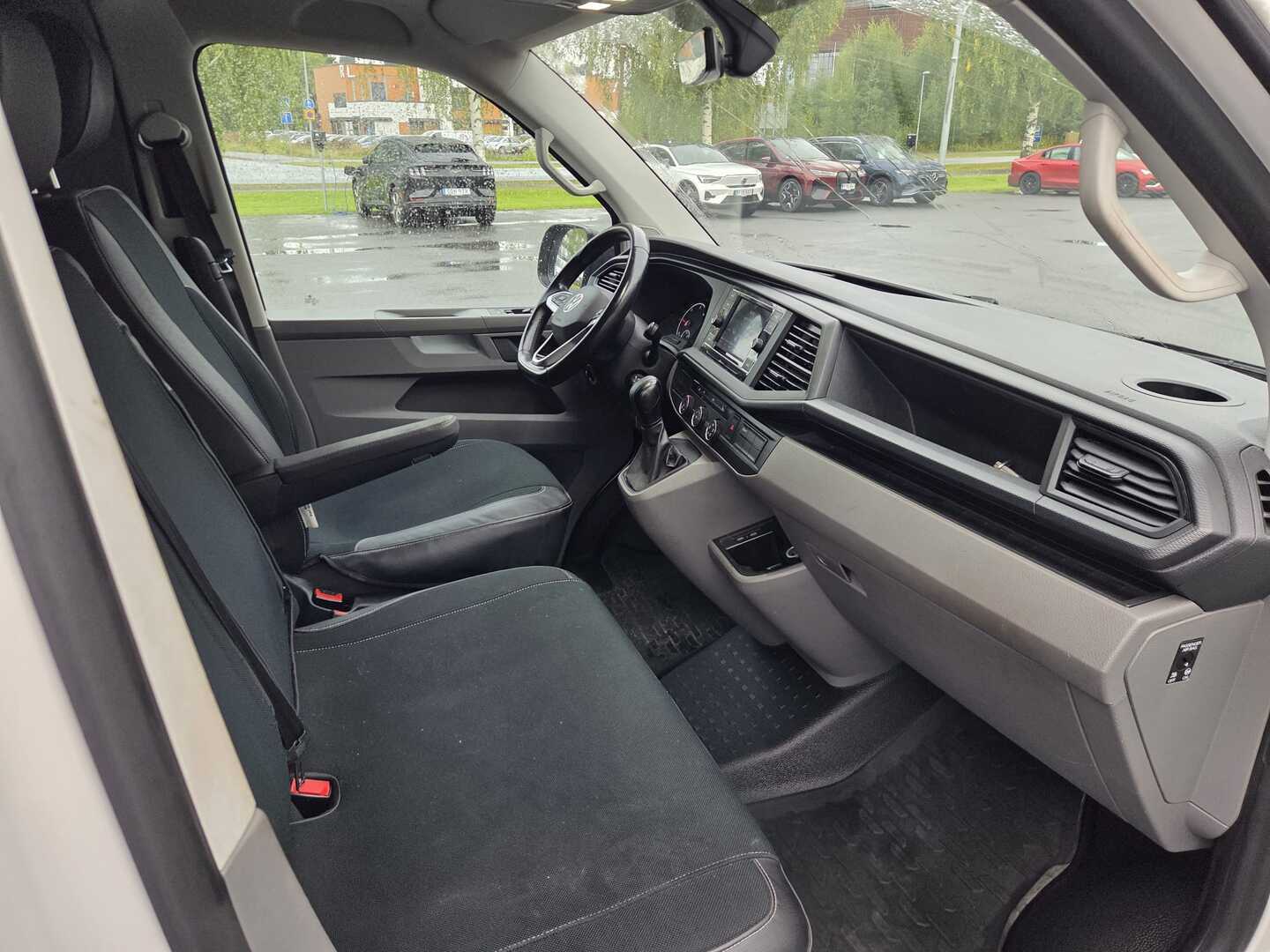 VOLKSWAGEN Transporter 3