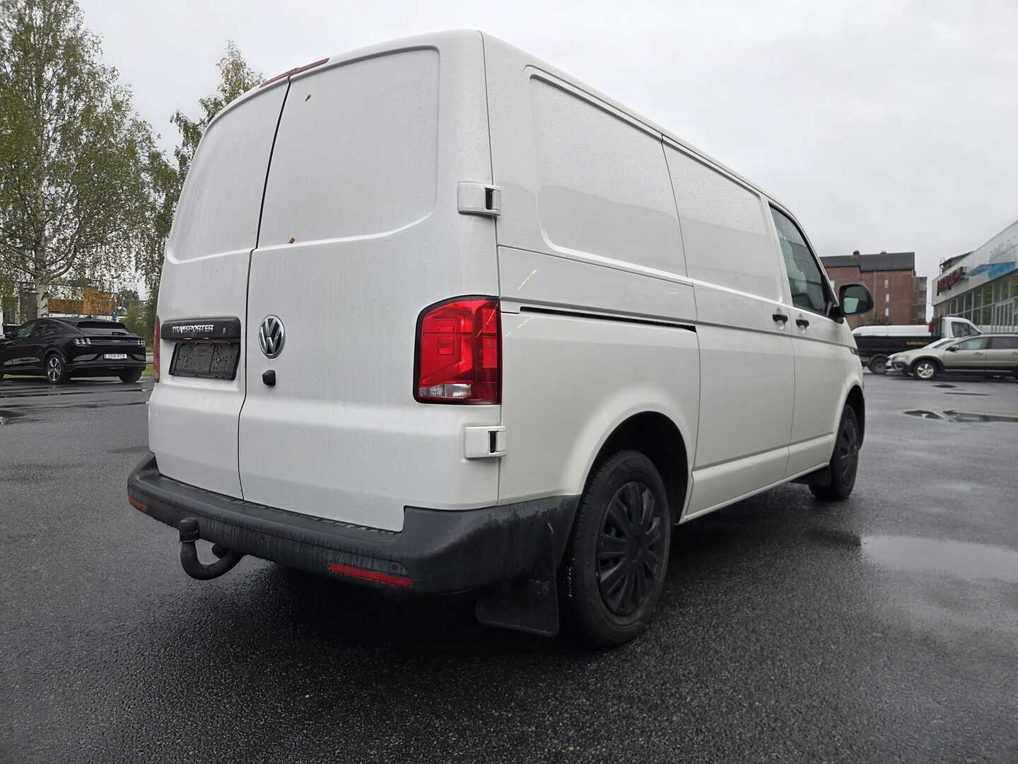 VOLKSWAGEN Transporter 8