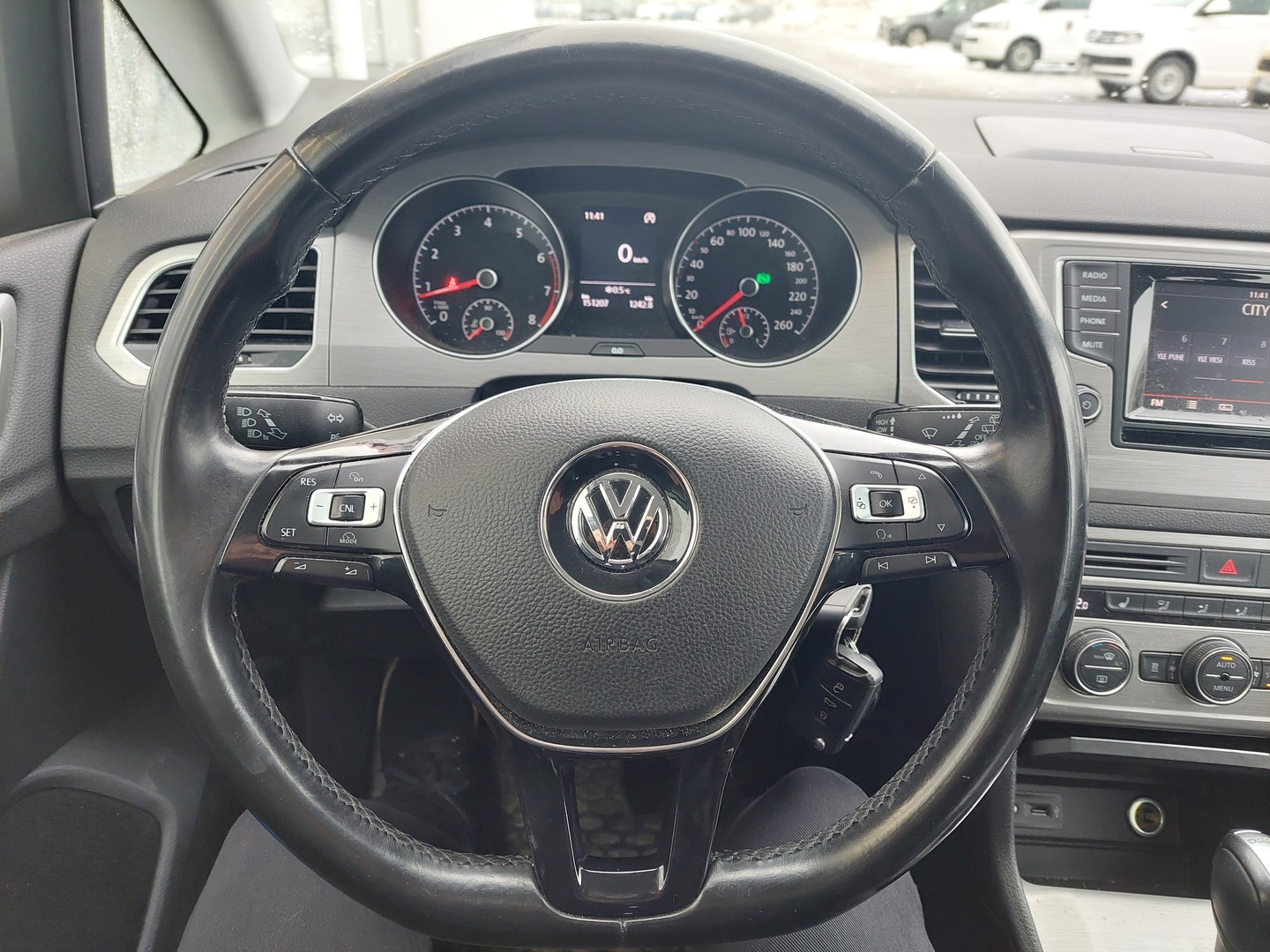 VOLKSWAGEN Golf Sportsvan 2014