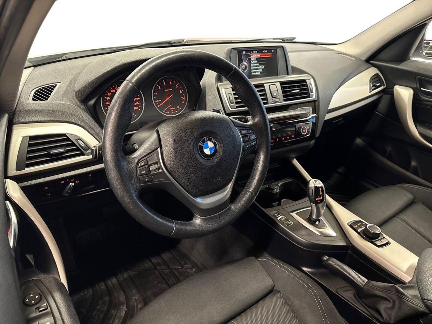 BMW 118 2016