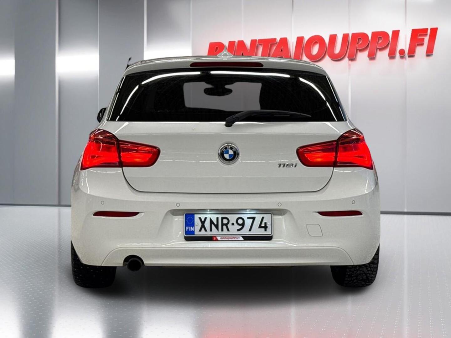 BMW 118 2016