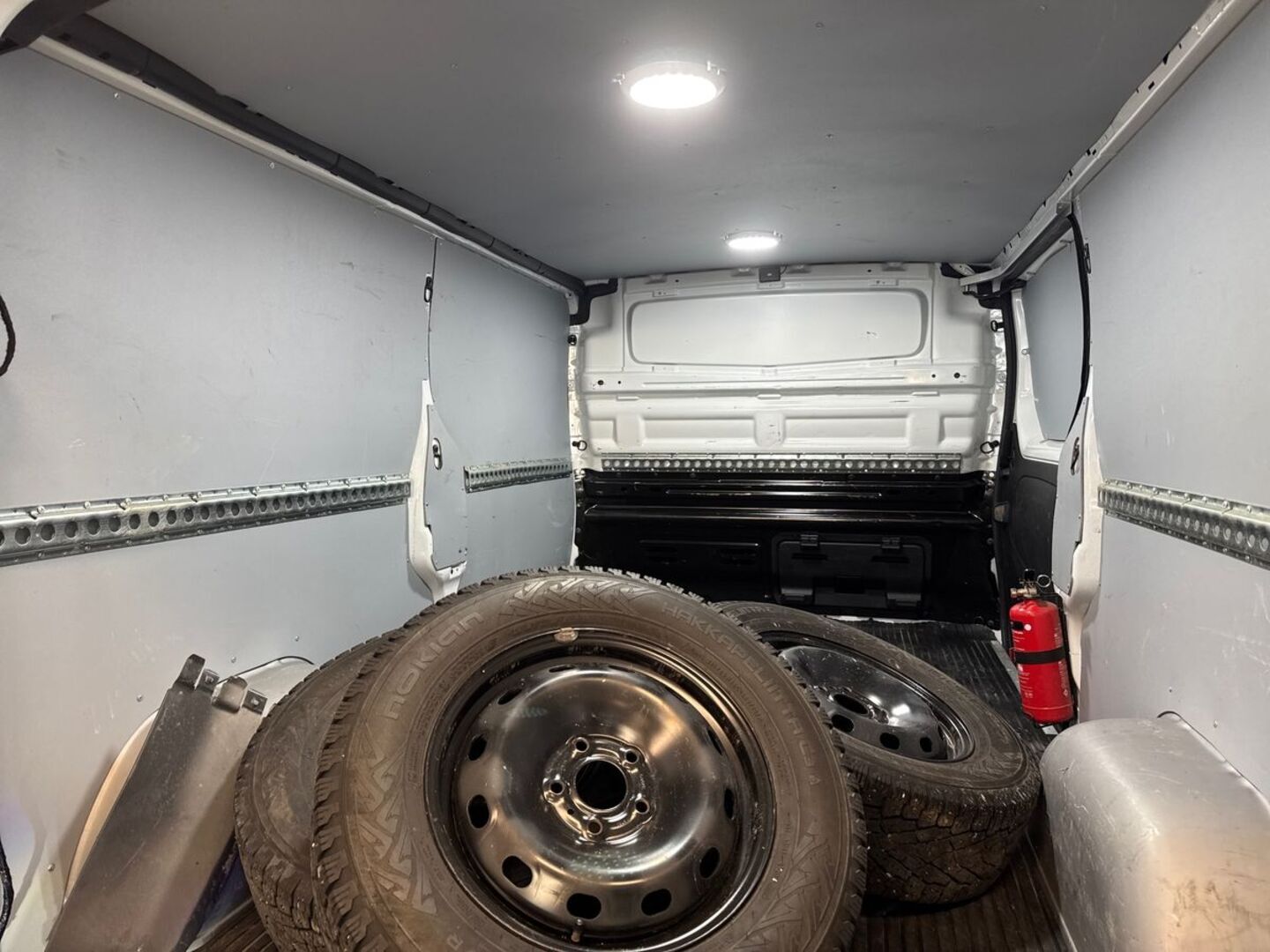 RENAULT Trafic 19