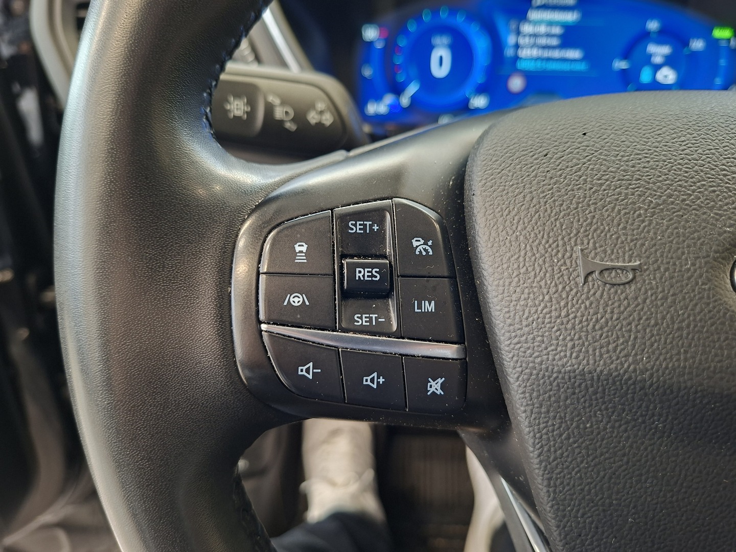FORD Kuga 2022