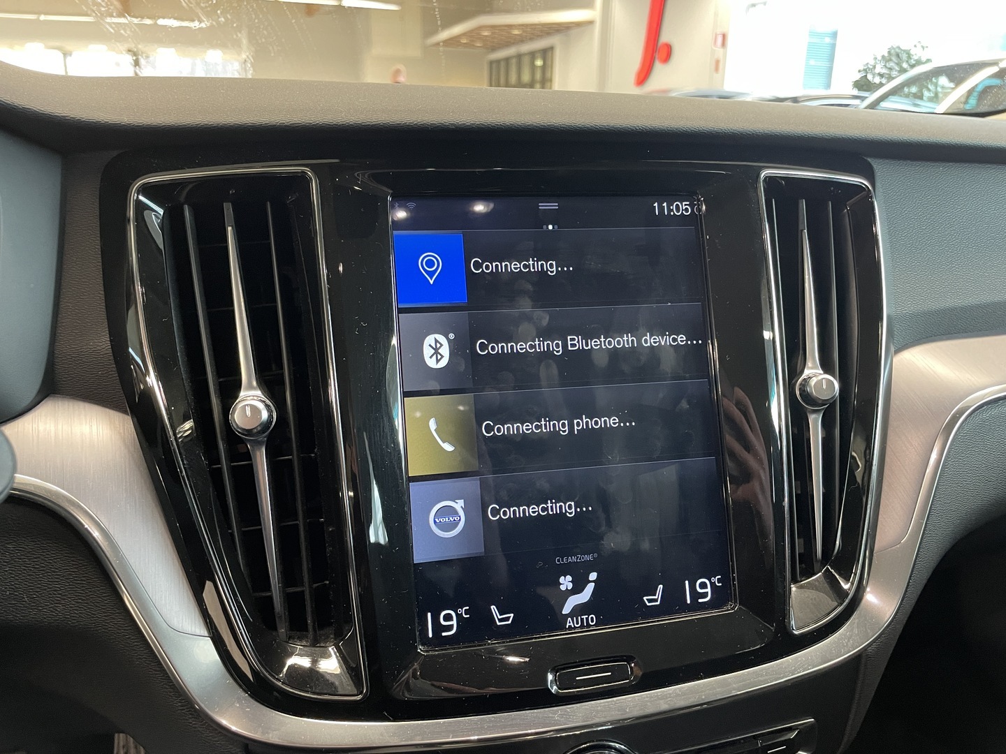 VOLVO V60 2020