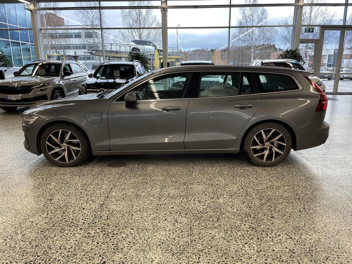 VOLVO V60 2020
