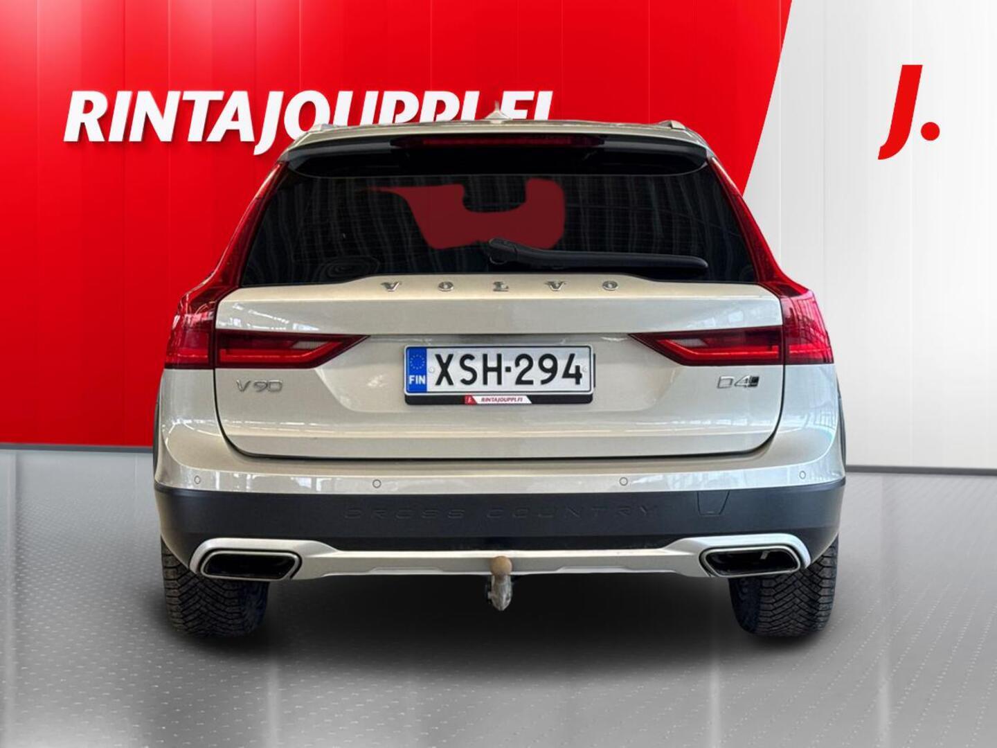 VOLVO V90 Cross Country 2019