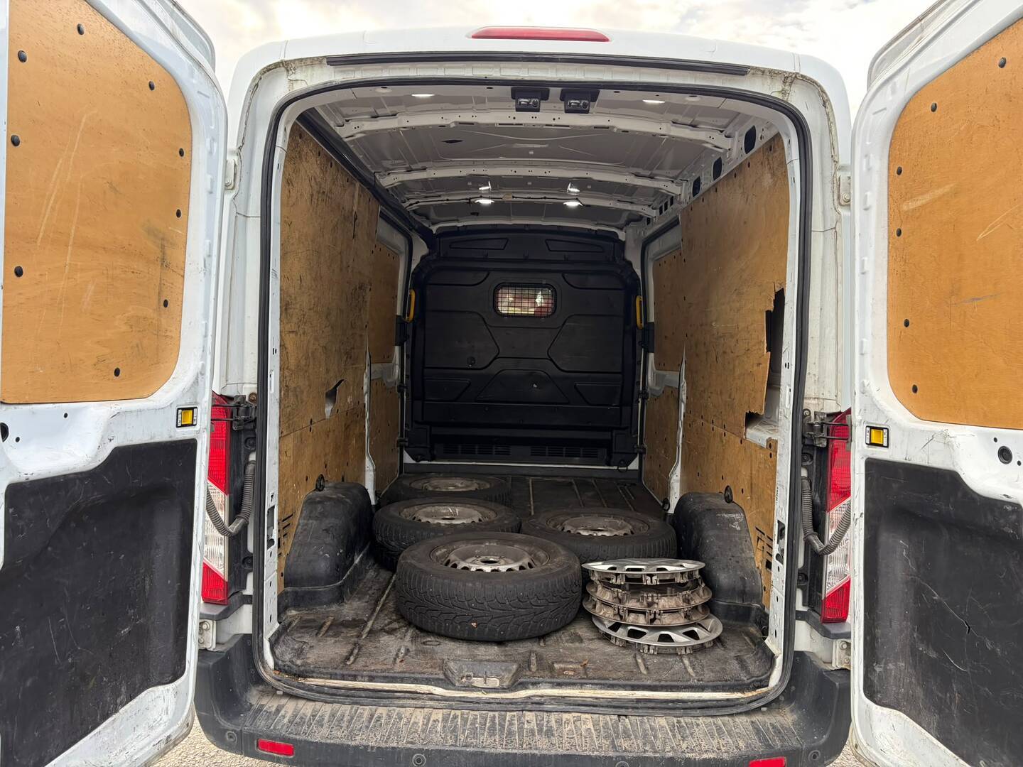 FORD Transit 18