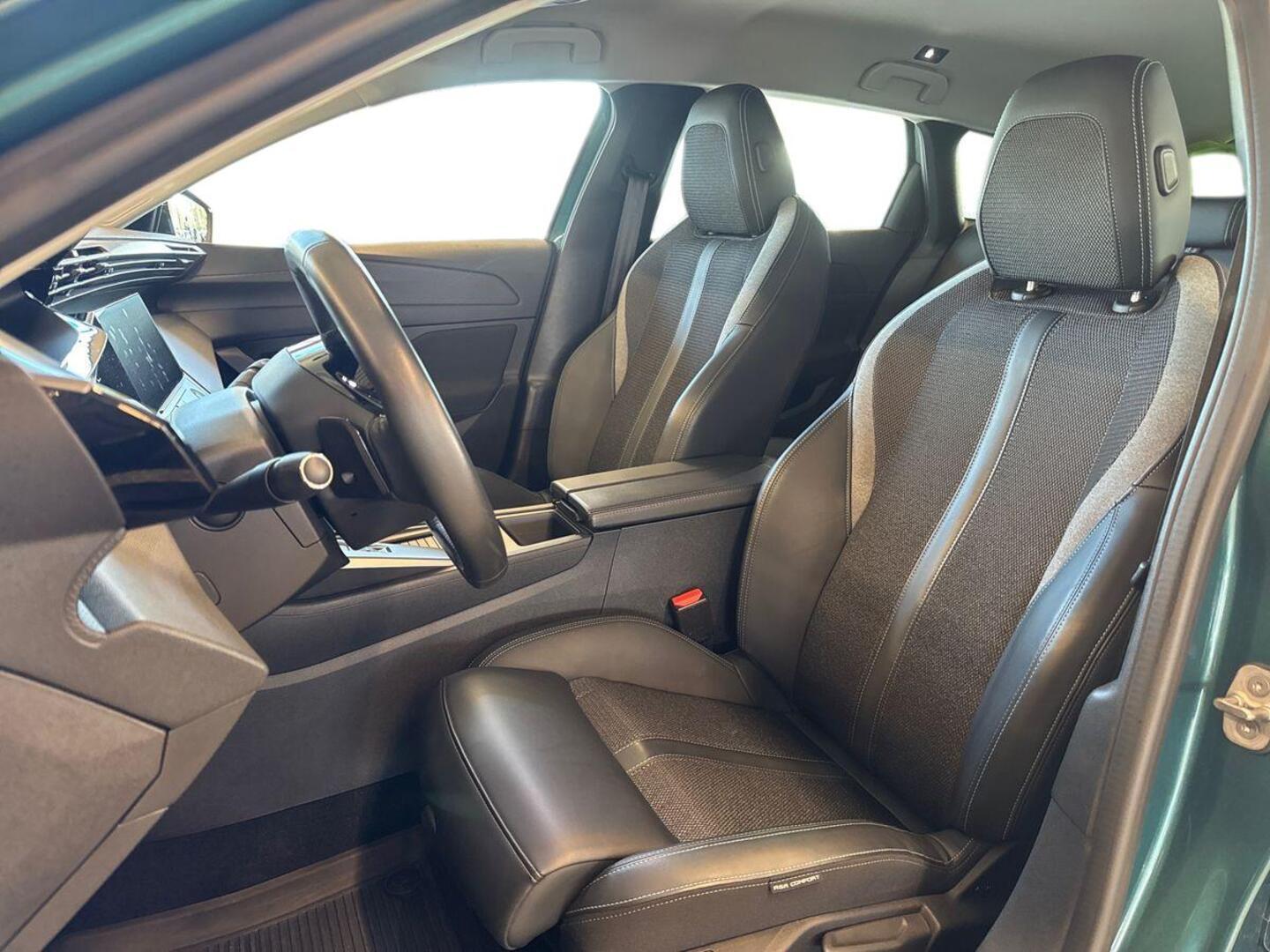 PEUGEOT 308 2023