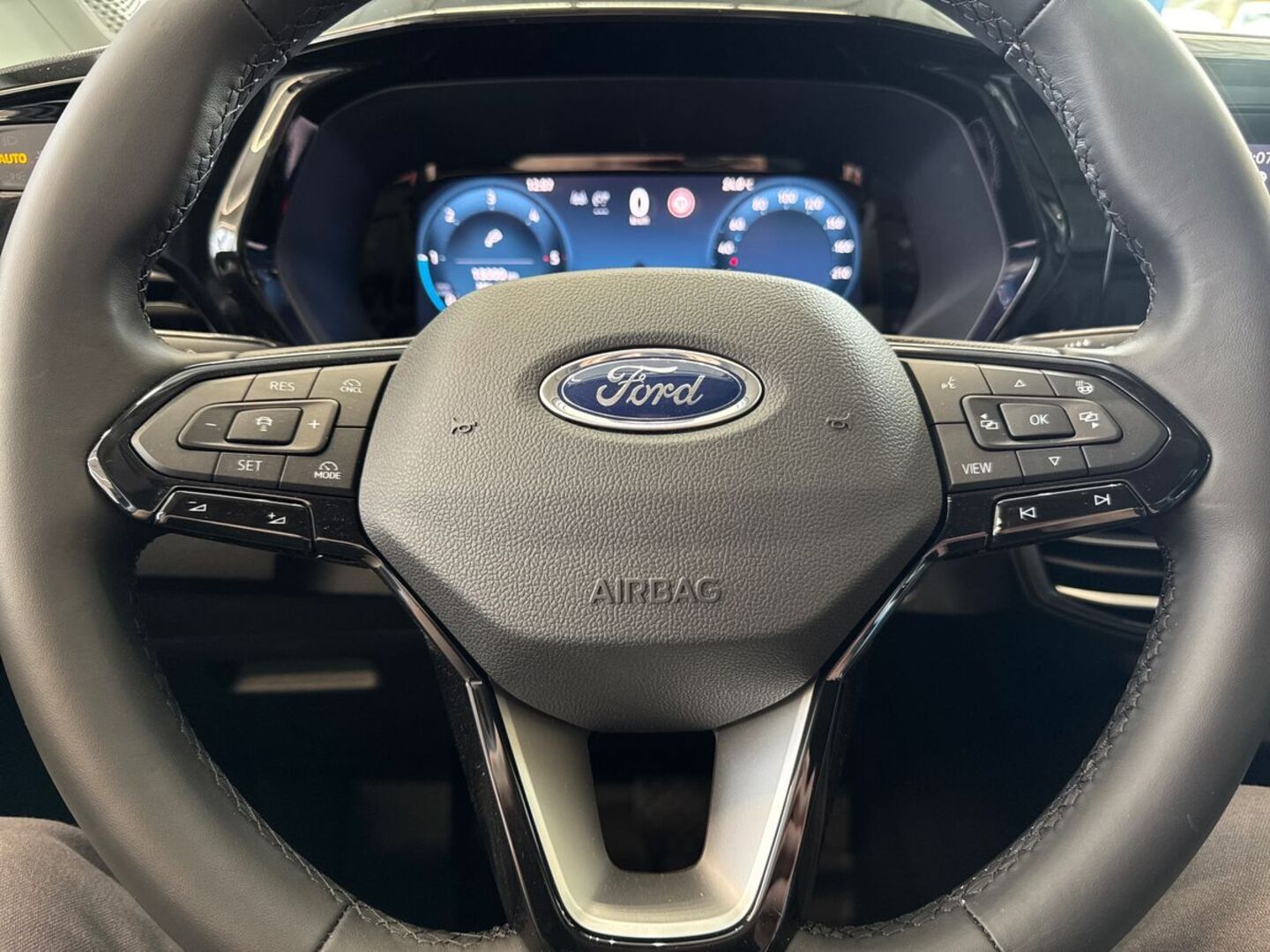 FORD Transit Connect 13