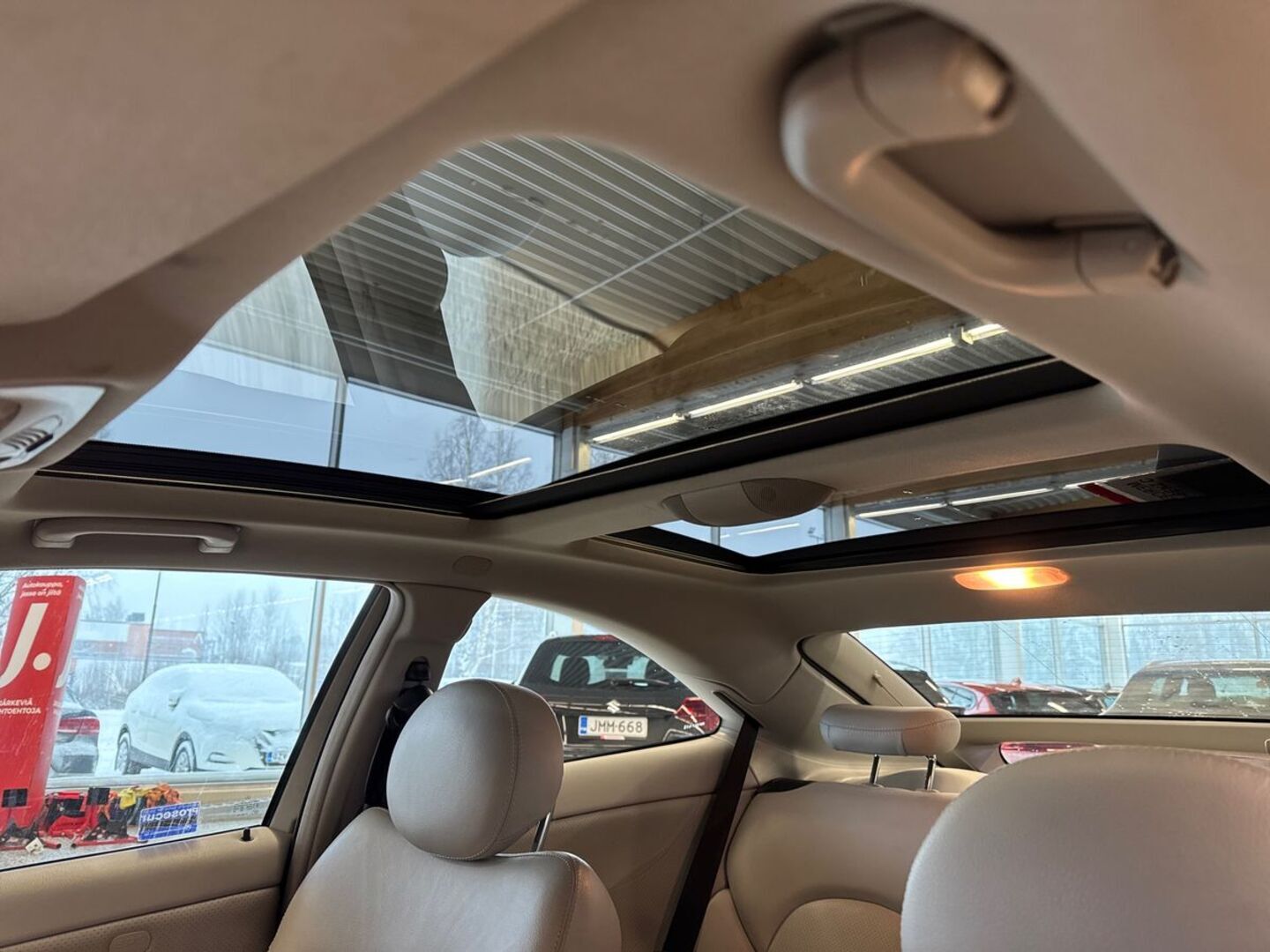 MERCEDES-BENZ C 2004