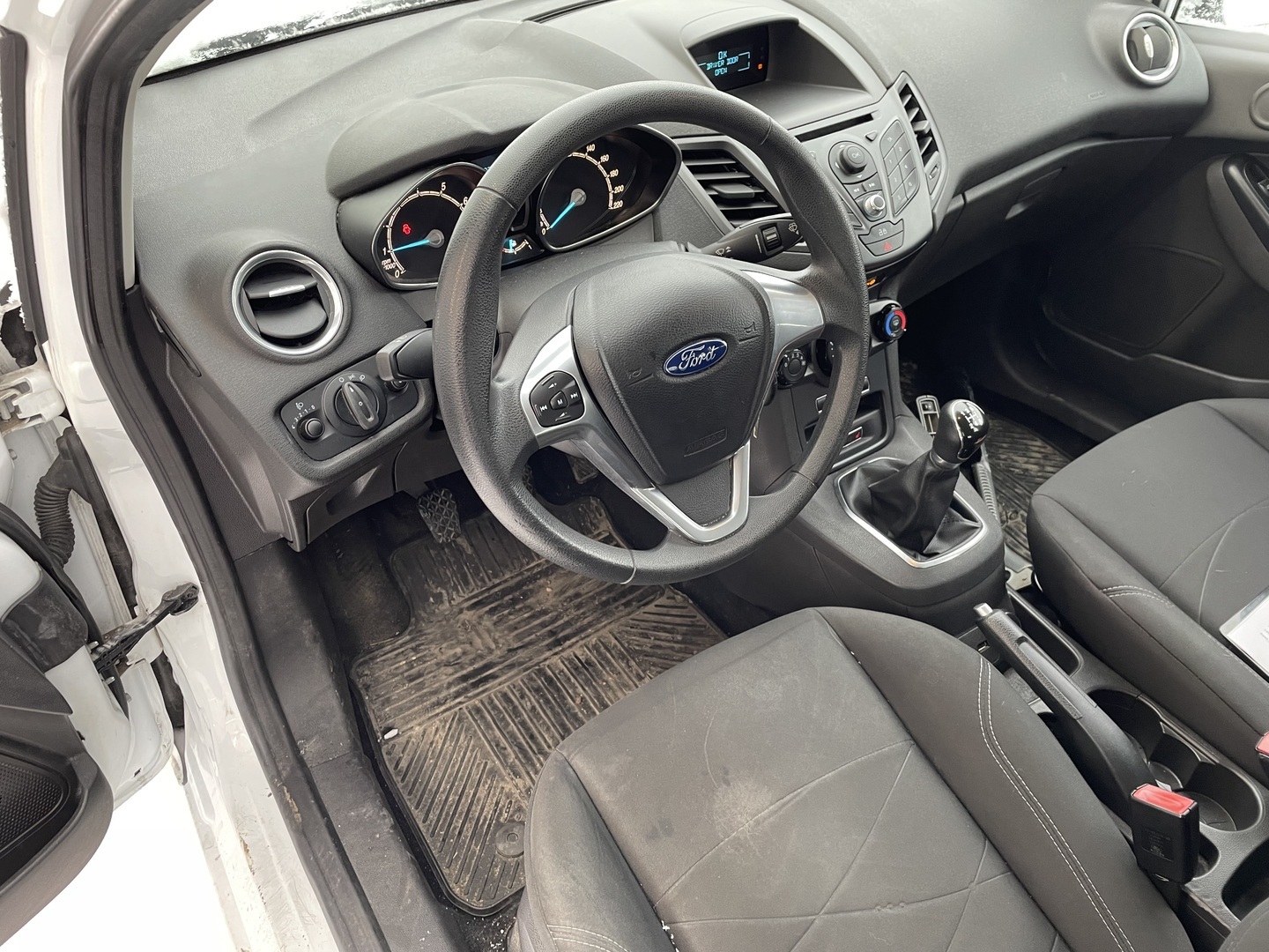 FORD Fiesta 2015