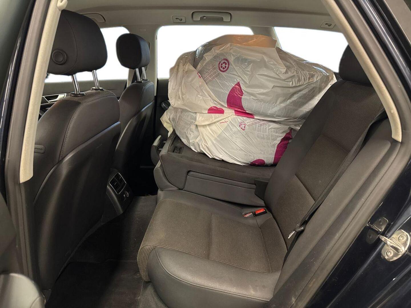 AUDI A6 allroad quattro 2011