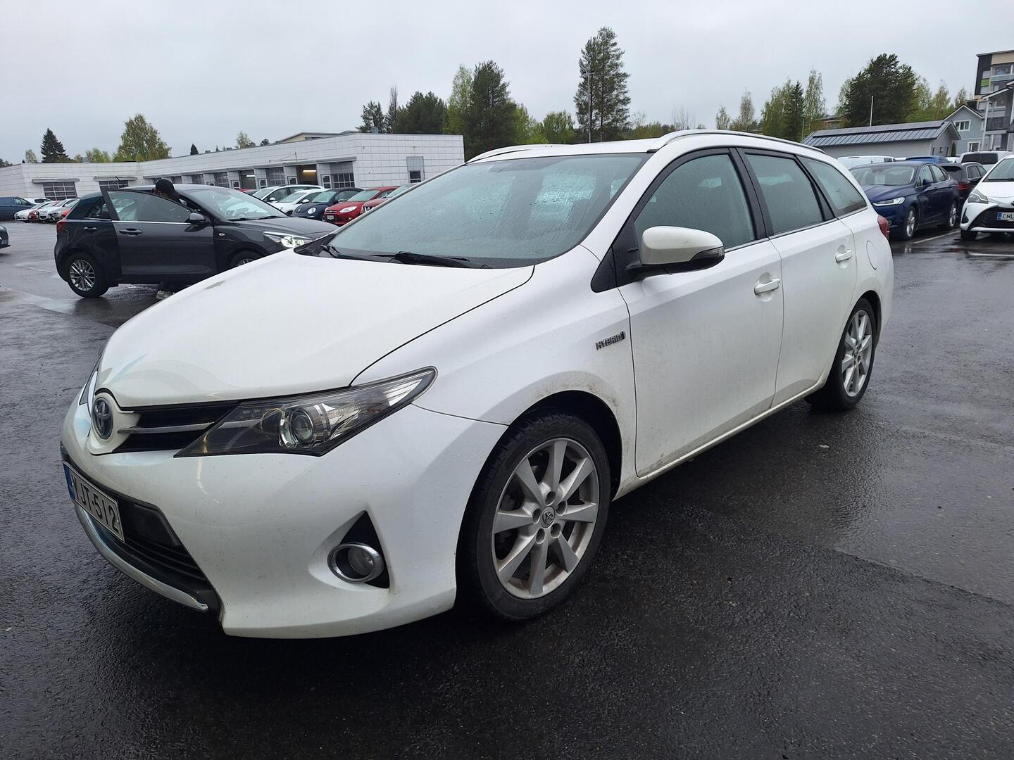 TOYOTA Auris 2014