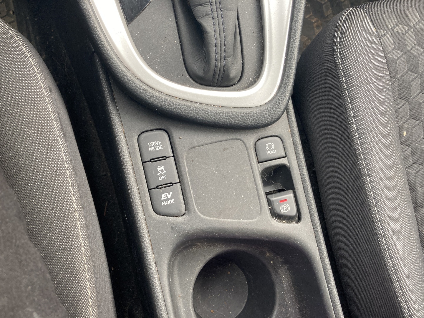 TOYOTA Yaris 2023