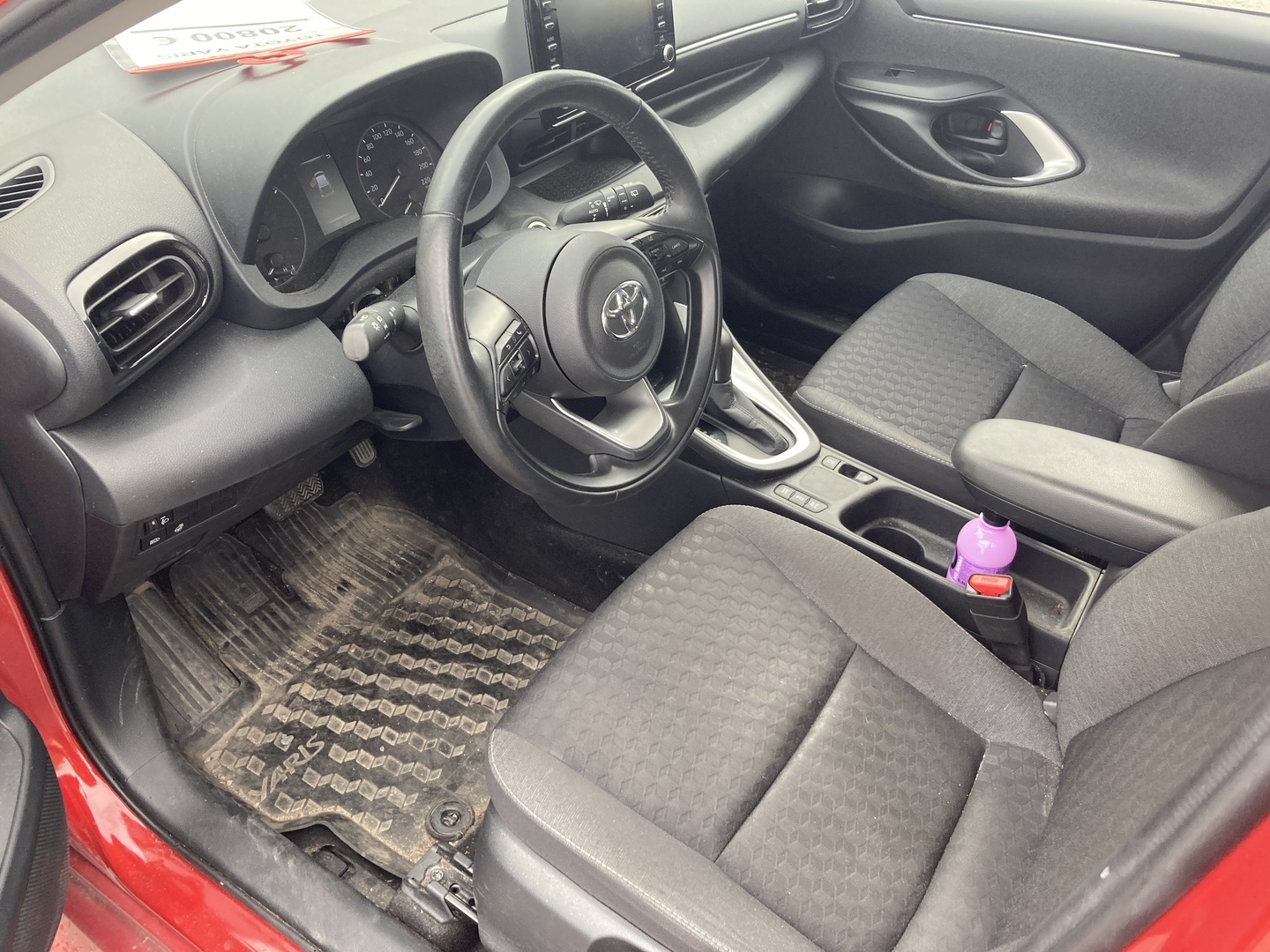 TOYOTA Yaris 2023