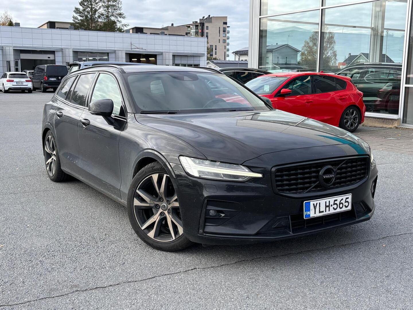 VOLVO V60 2019