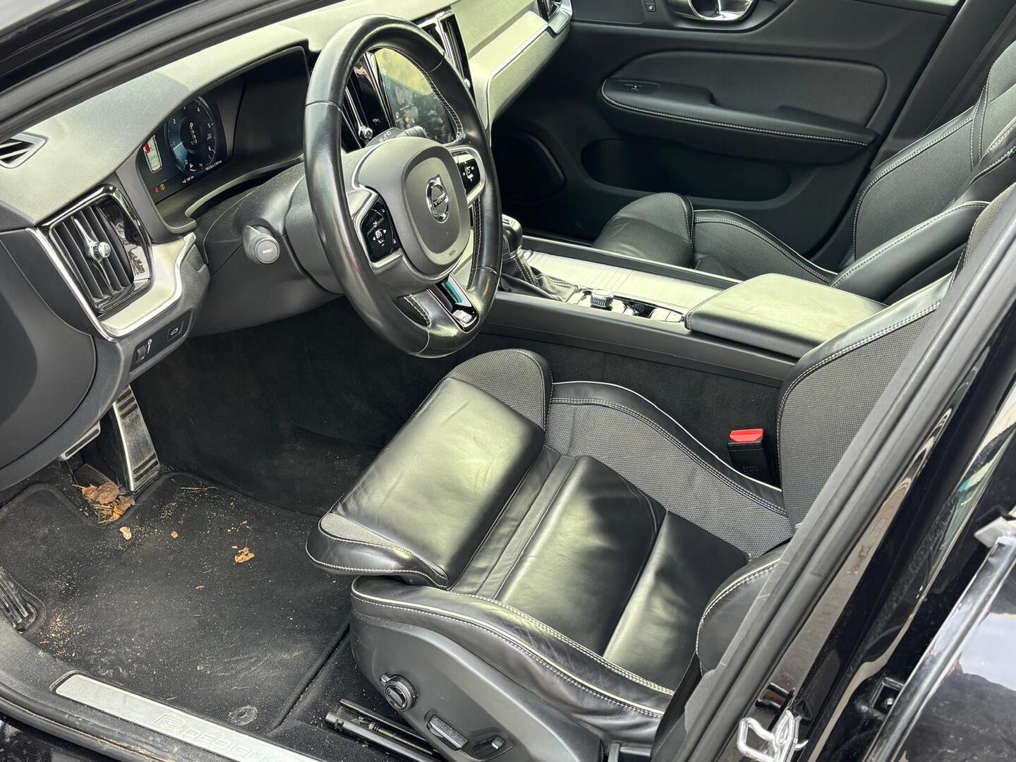 VOLVO V60 2019