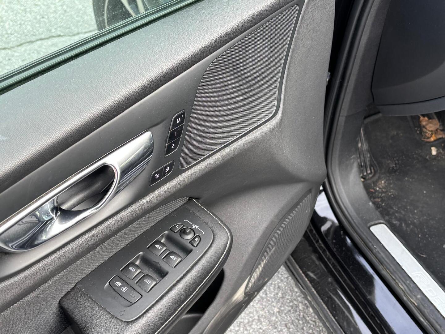VOLVO V60 2019