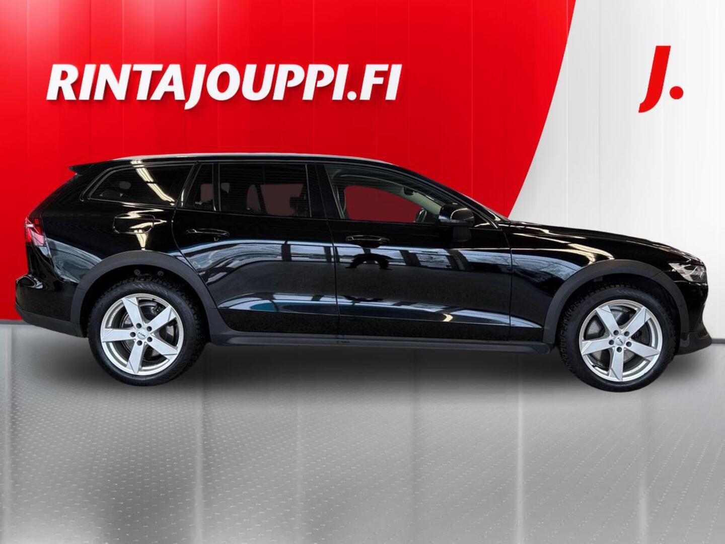 VOLVO V60 Cross Country 2022