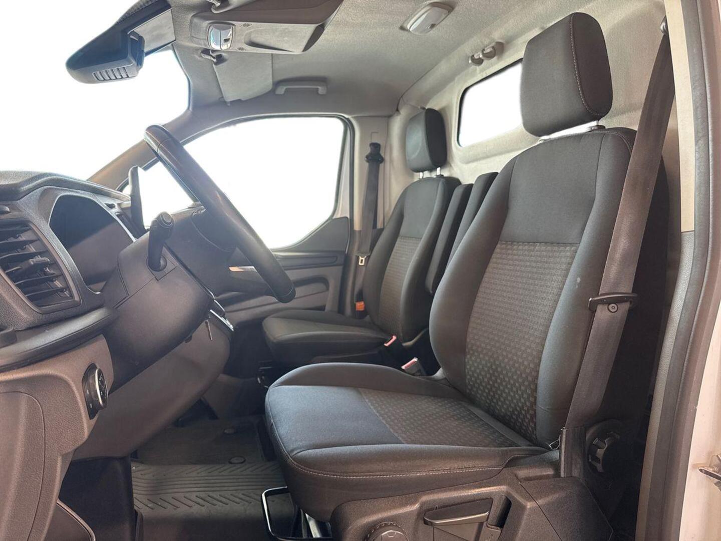 FORD Transit Custom 11
