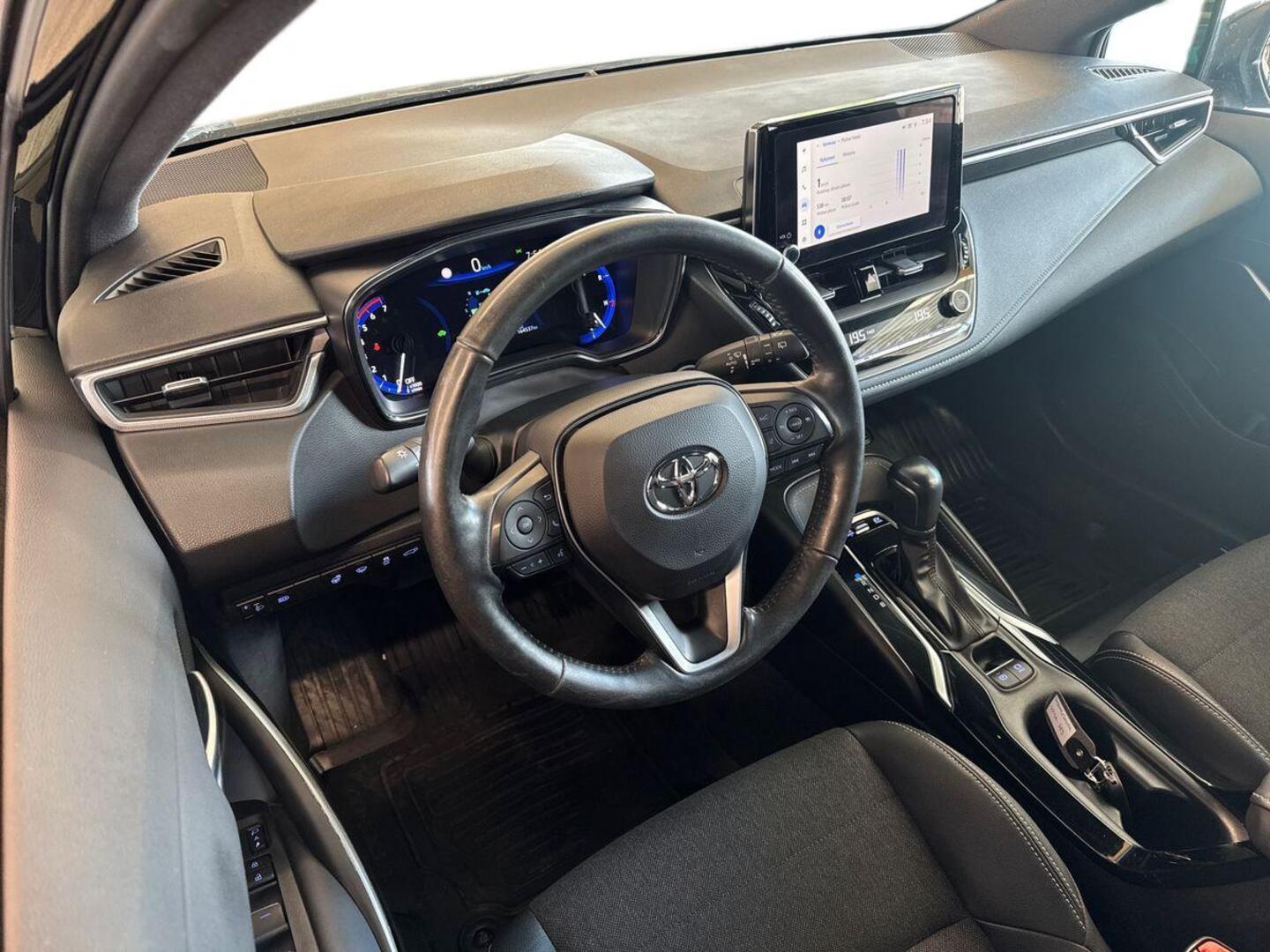 TOYOTA Corolla 2023