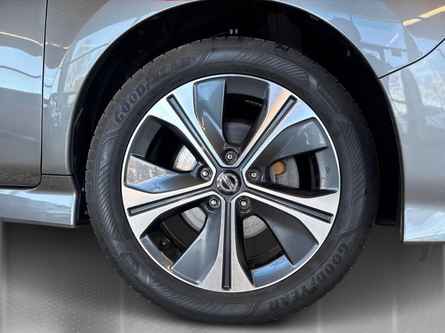 NISSAN Leaf 2021