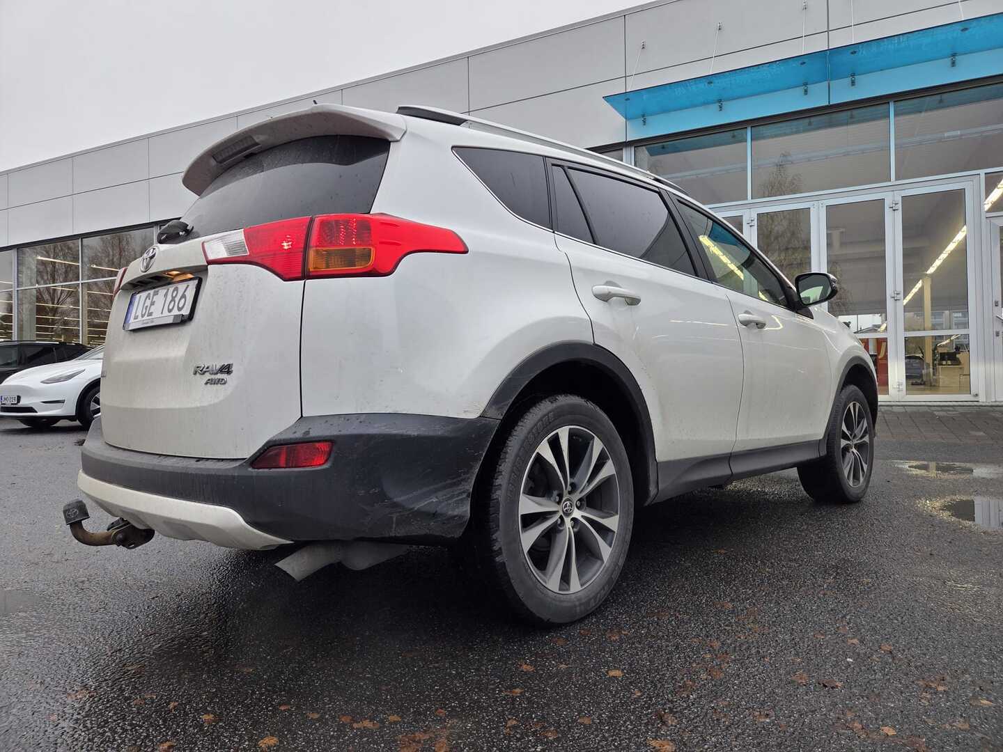 TOYOTA RAV4 2015