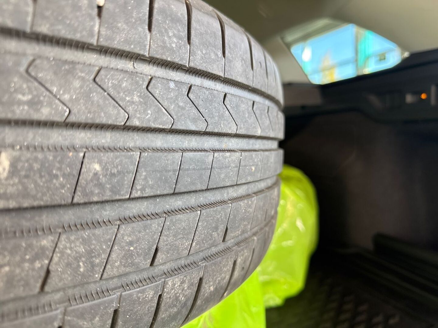 VOLKSWAGEN Passat 2024