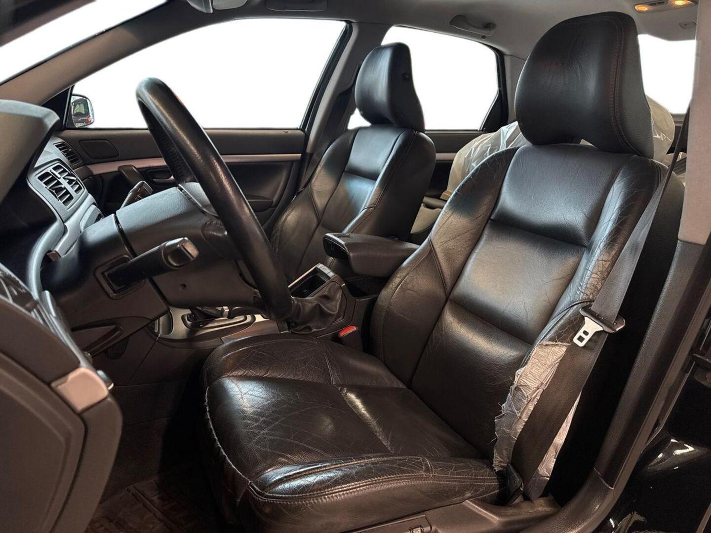 VOLVO S80 2005