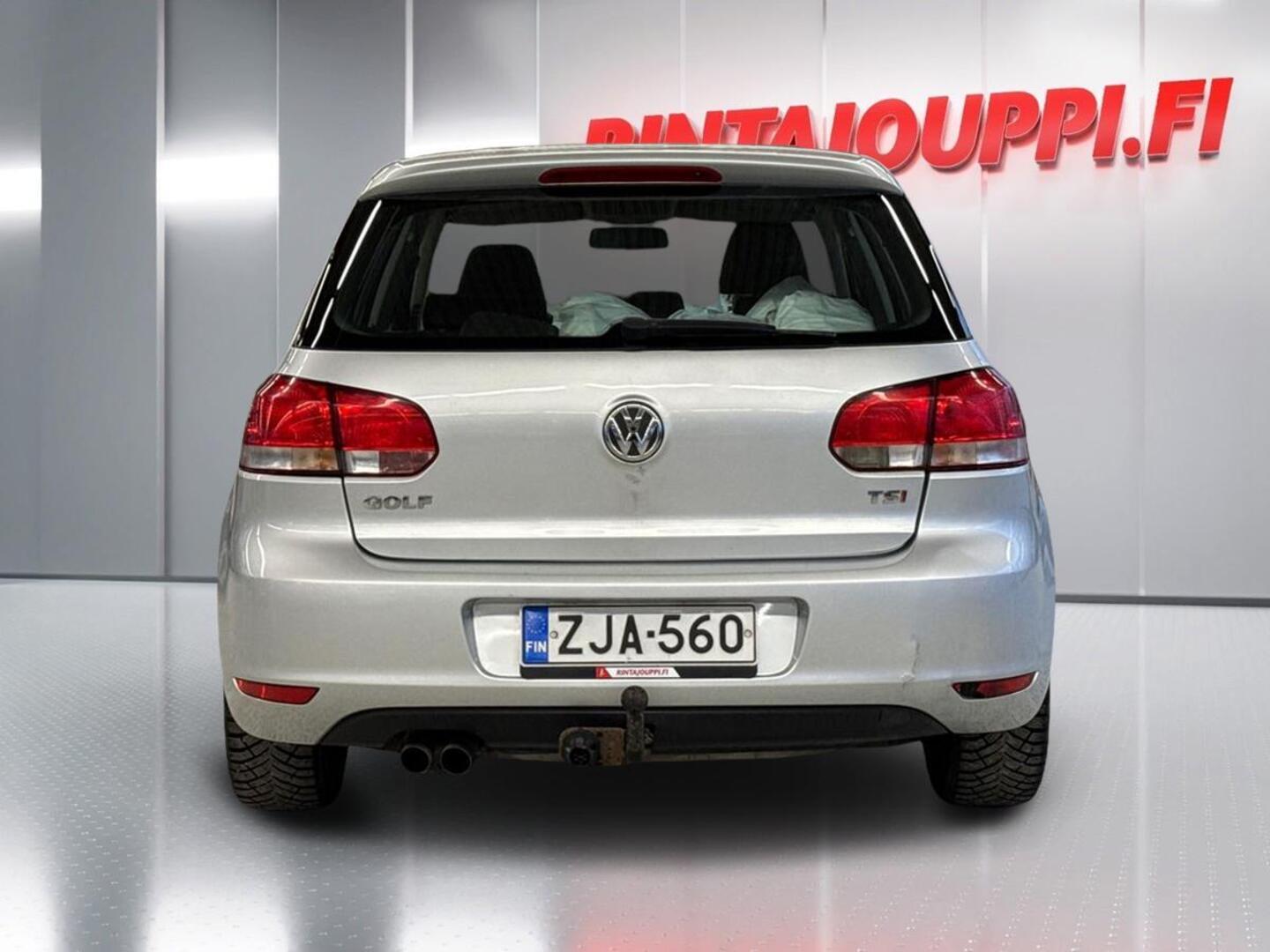 VOLKSWAGEN Golf 2010
