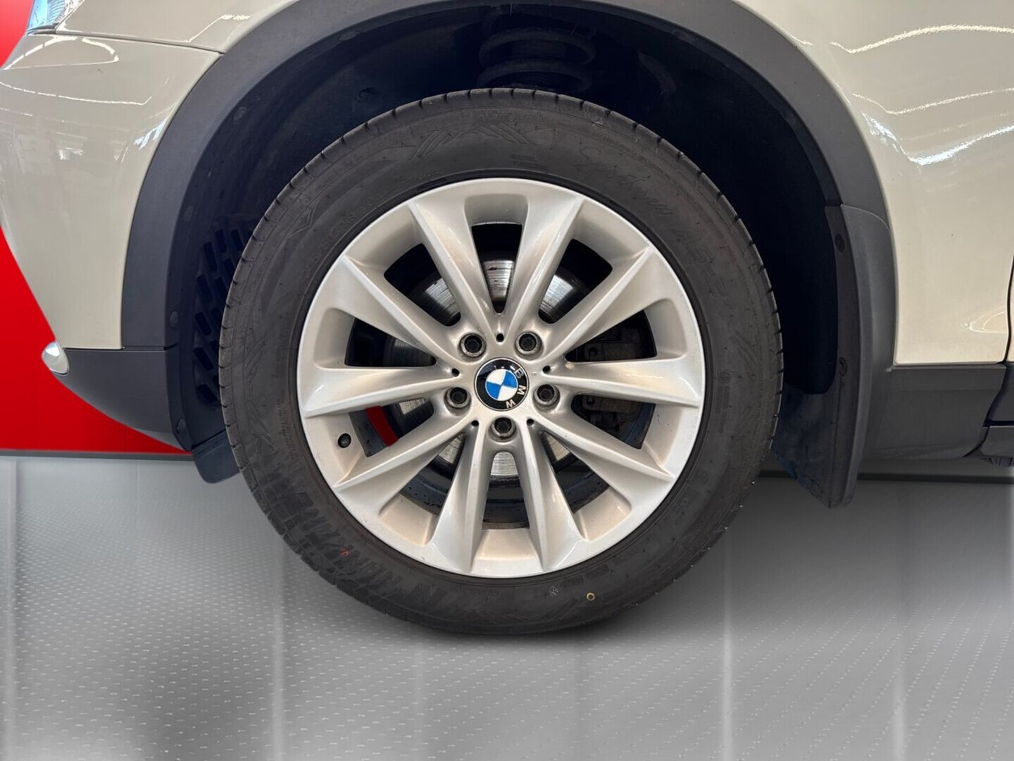 BMW X3 2011