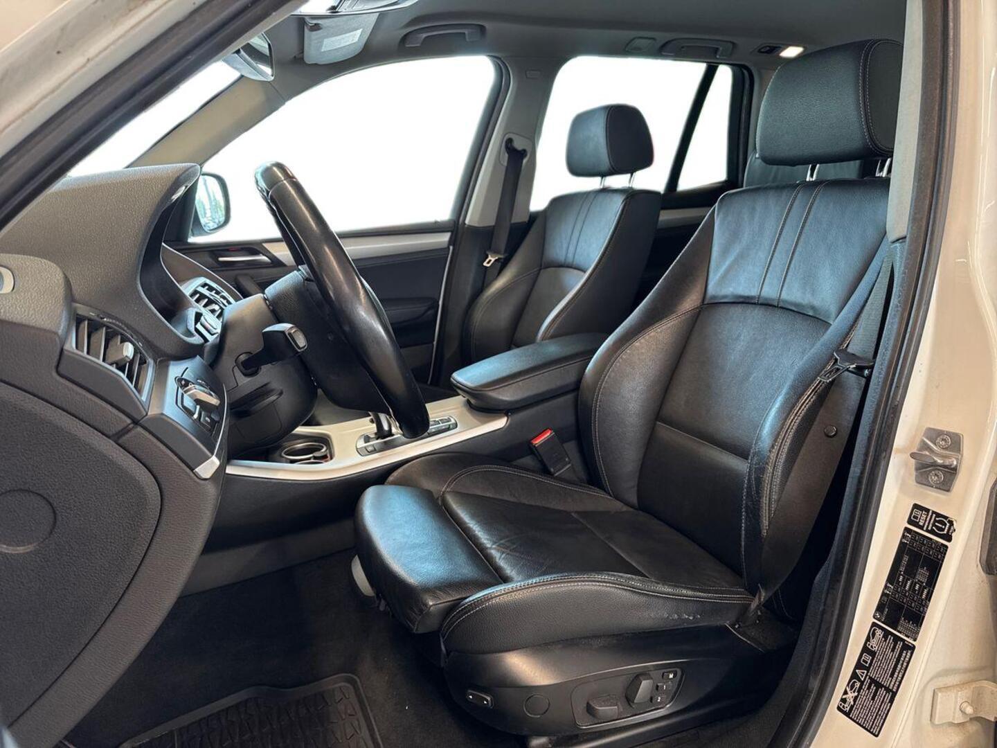 BMW X3 2011