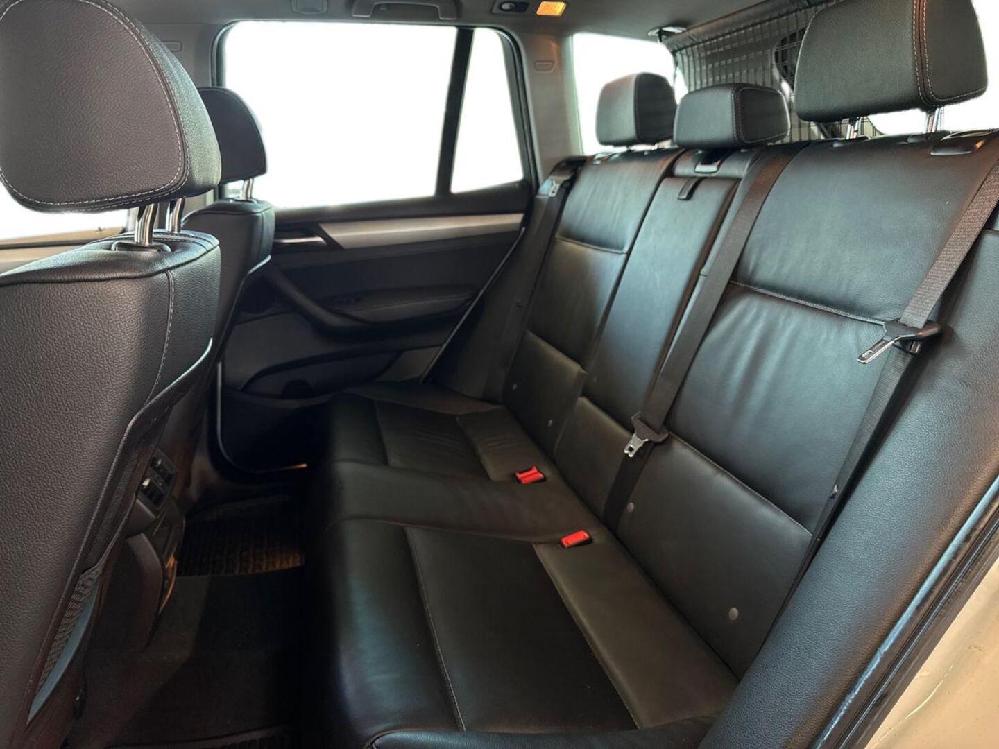 BMW X3 2011
