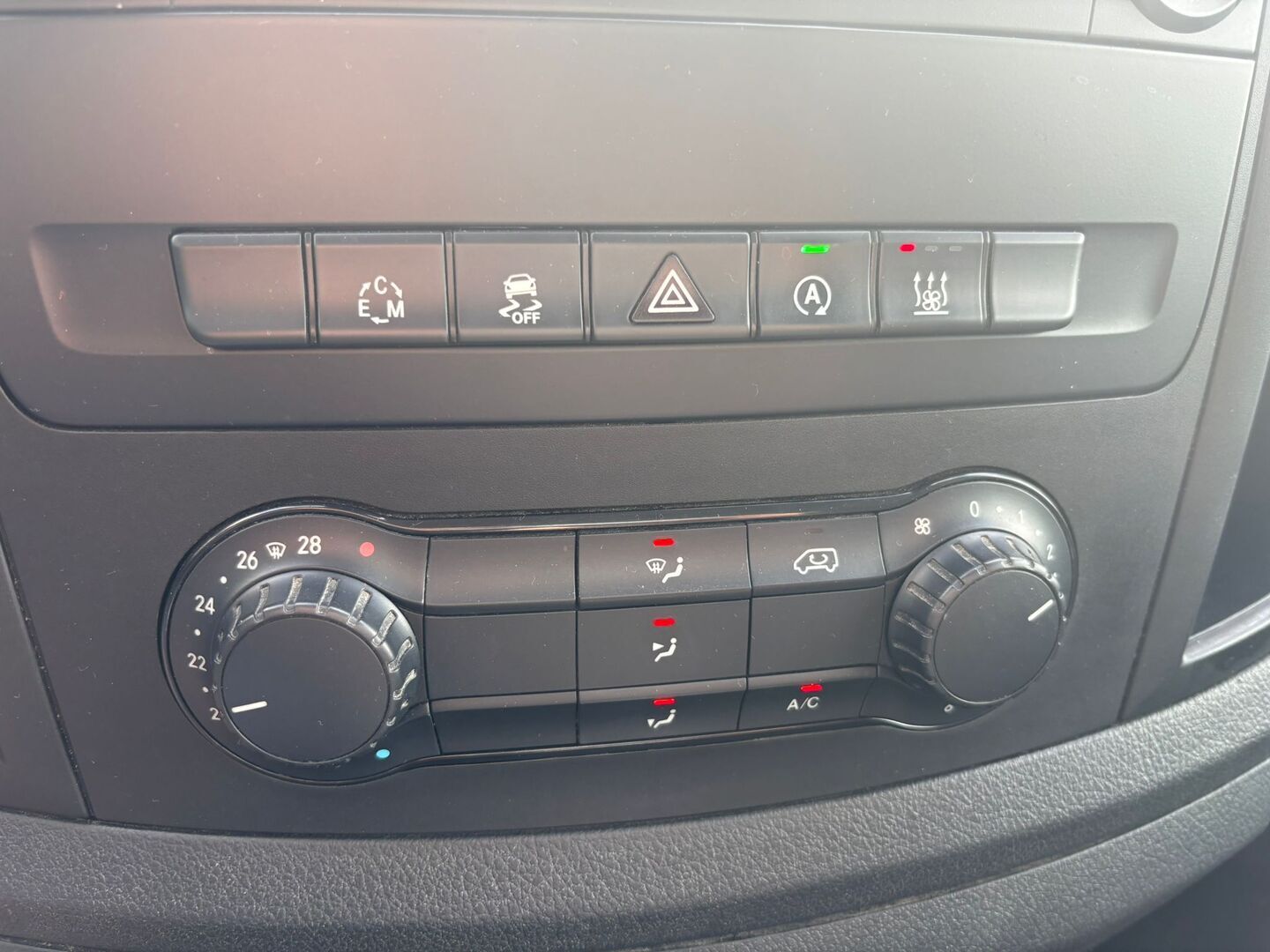 MERCEDES-BENZ Vito 2015