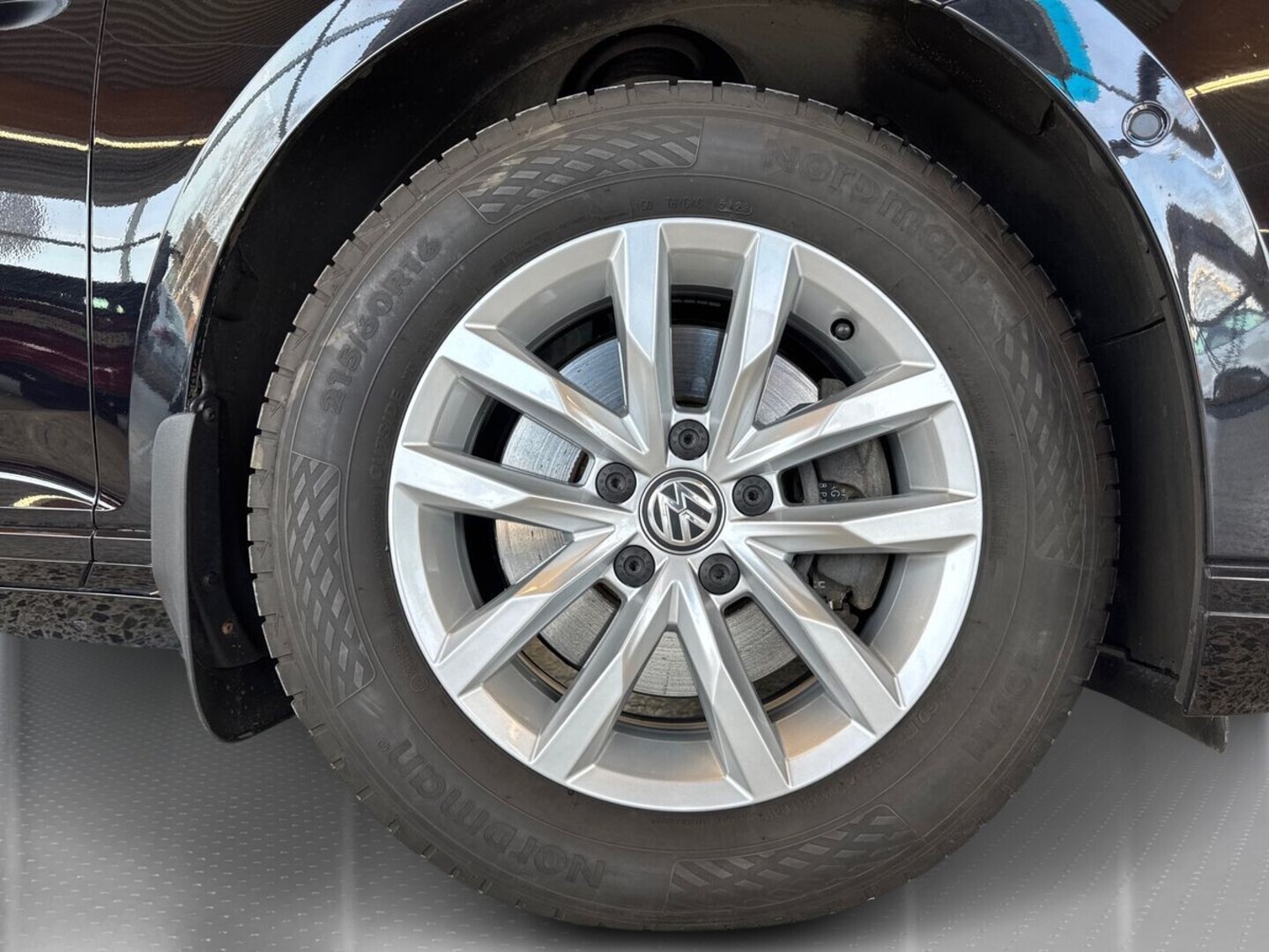 VOLKSWAGEN Passat 2018