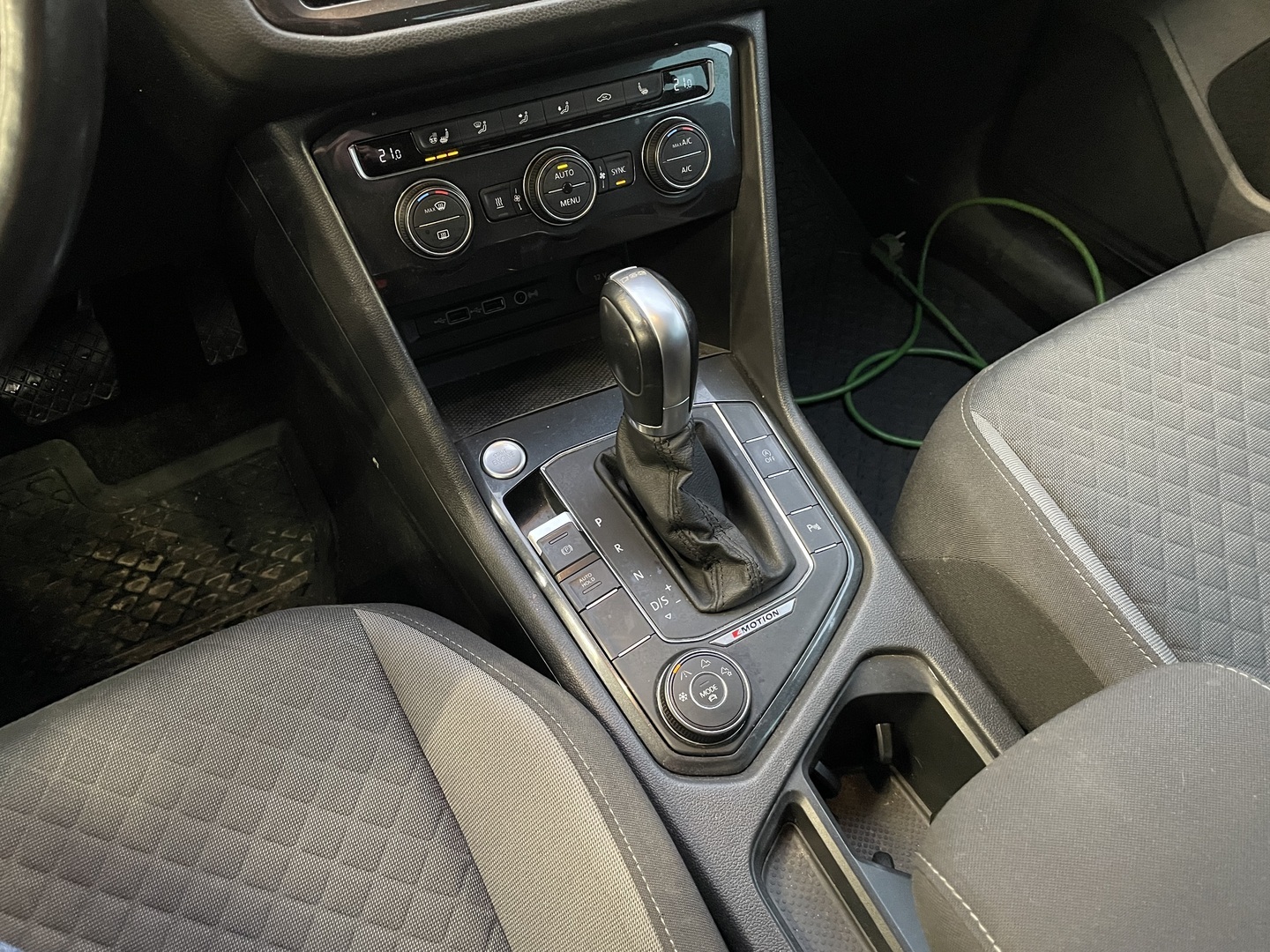 VOLKSWAGEN Tiguan 2018