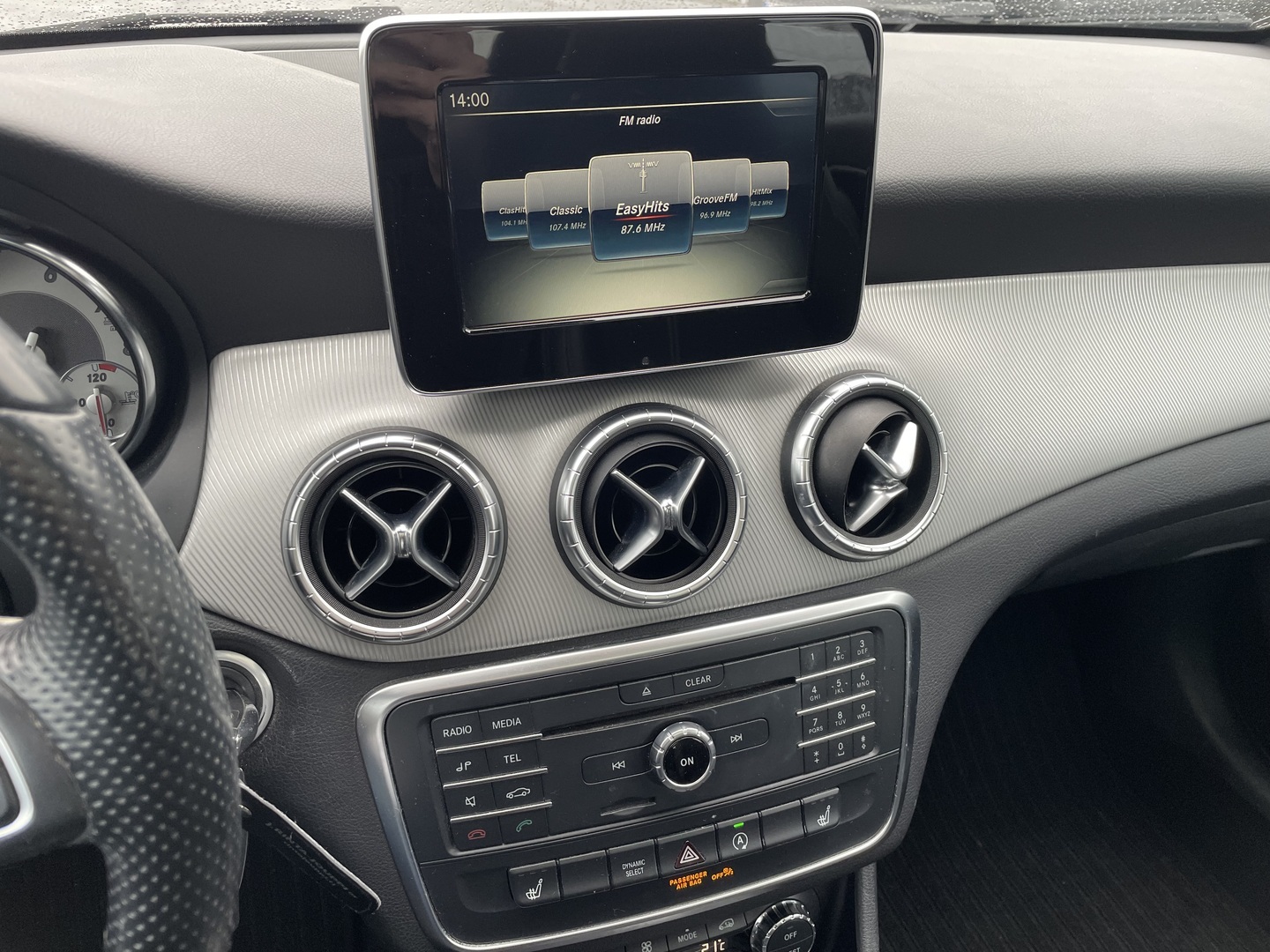 MERCEDES-BENZ CLA 2016