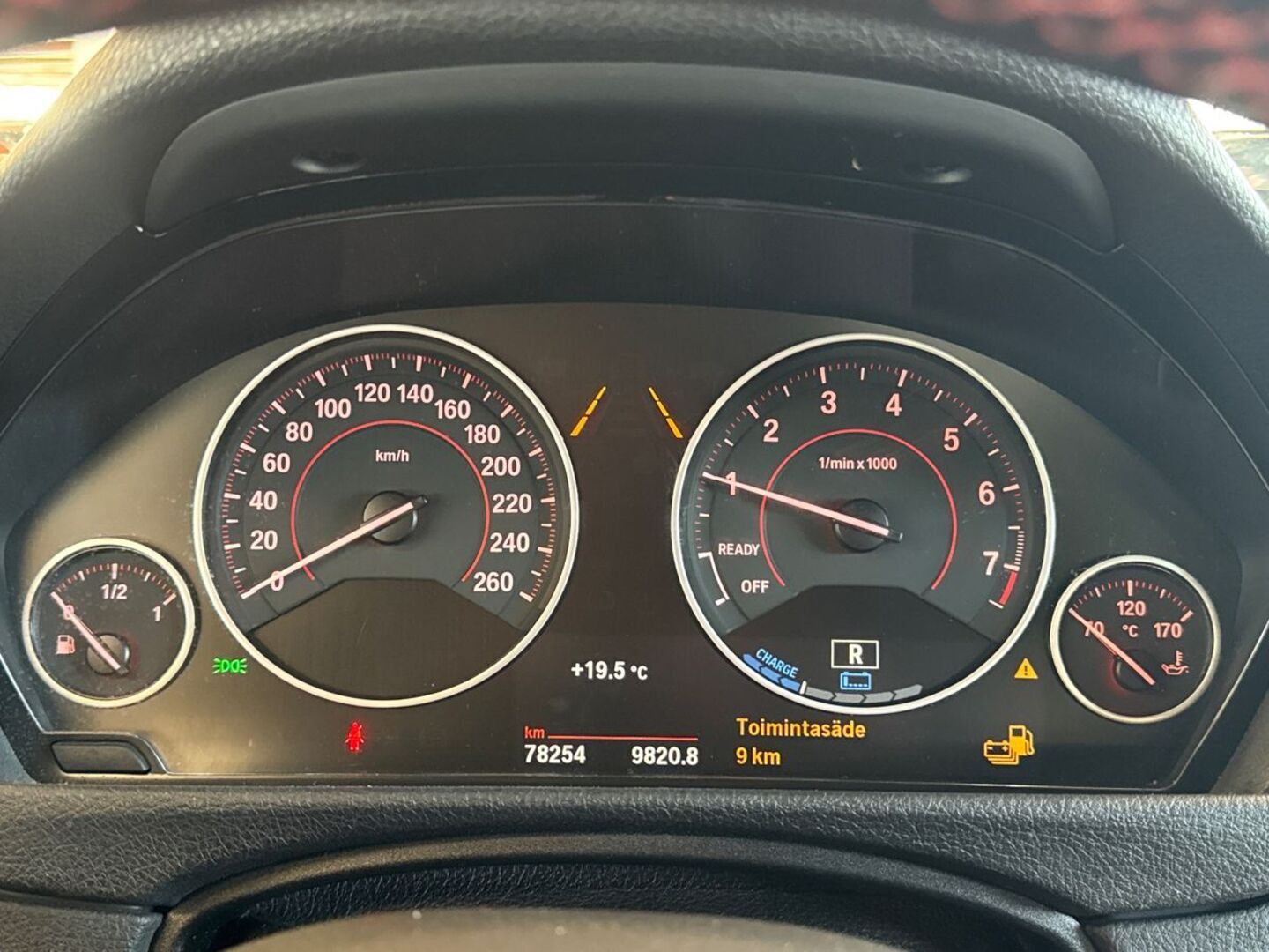 BMW 330 15