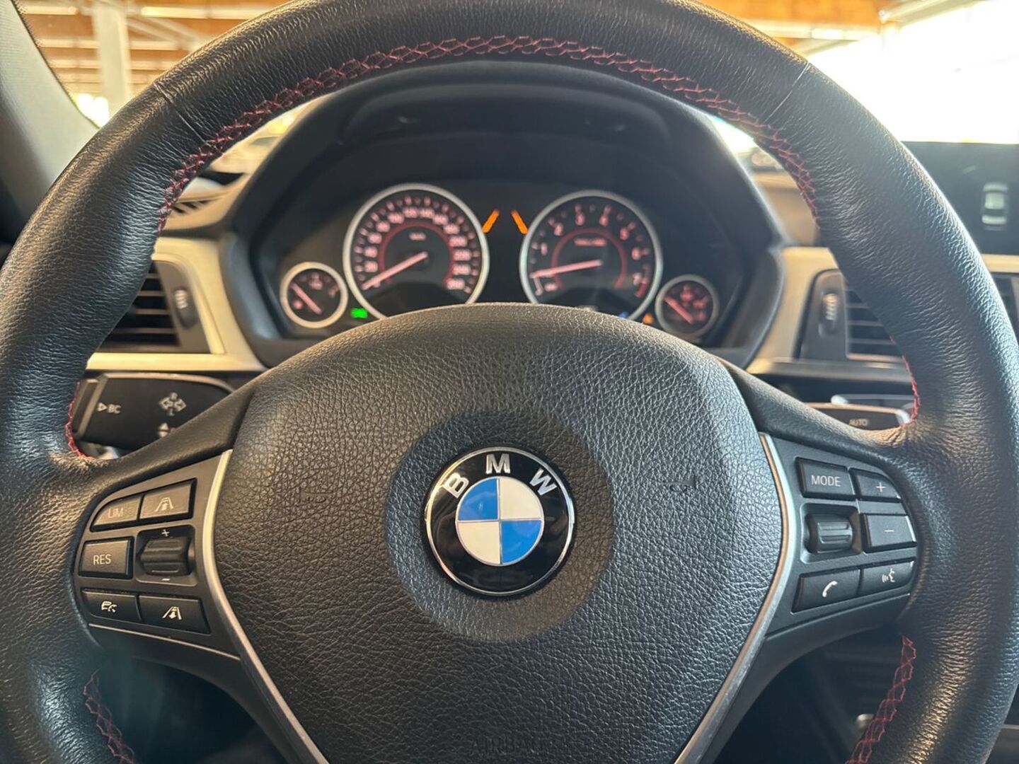 BMW 330 21