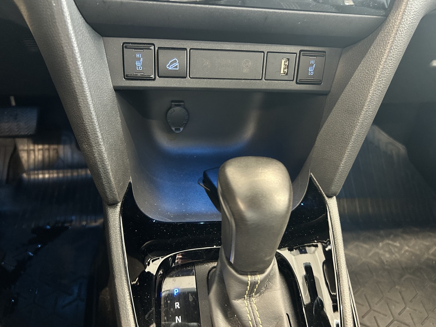 TOYOTA Yaris Cross 2022