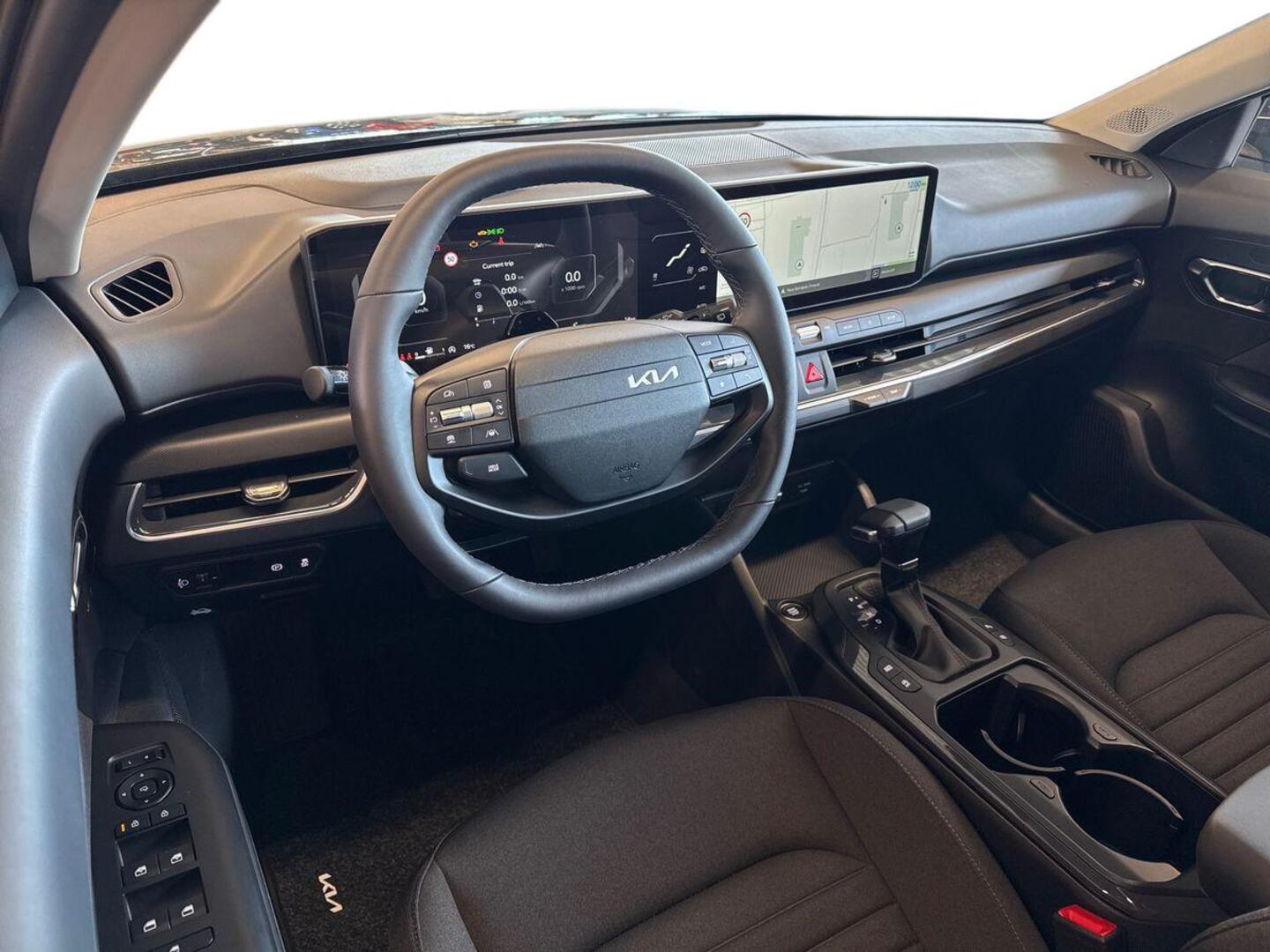 KIA K4 6